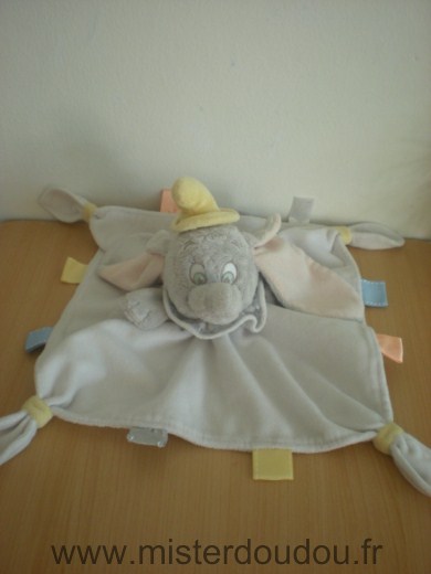 Doudou Eléphant Disney Dumbo gris carre blanc  avec etiquettes 