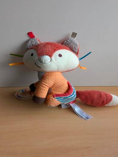 Skip hop Renard Peluche d activite renard orange anneau - Très bon état
