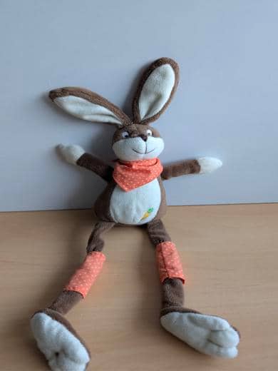 Les petites marie Lapin Marron blanc foulard orange carotte - Très bon état