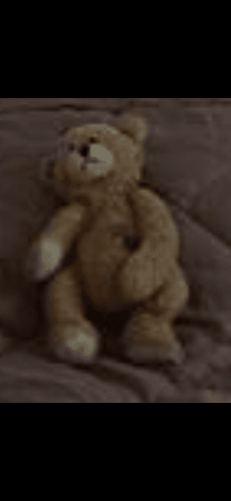 Recherche doudou ours beige – naissance 2004 – carrés violet et vert