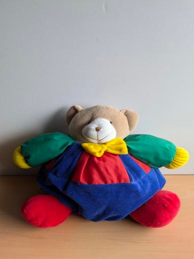 Ours Bleu rouge vert noeud jaune Nicotoy
