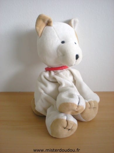 Chien Blanc collier rouge Marque Inconnue