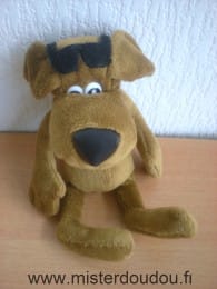 Chien Marron noir Caisse d épargne