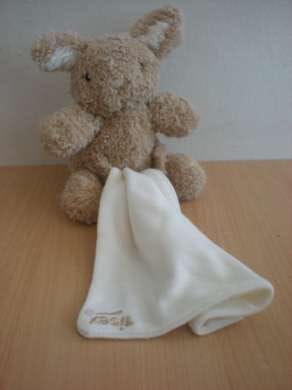 Kangourou Beige mouchoir blanc Tigex