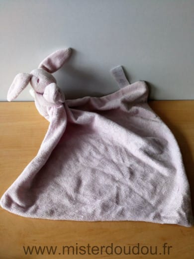Lapin Rose mouchoir rose Early days