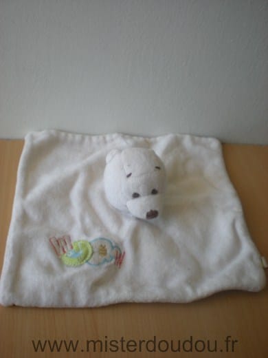 Ours Blanc Disney