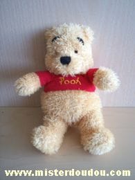 Ours Jaune tshirt rouge pooh Disney