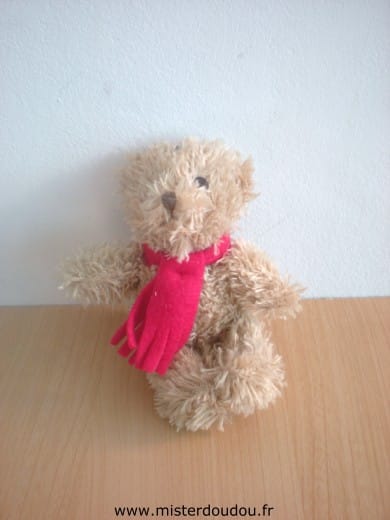 Ours Beige echarpe rouge Yves rocher