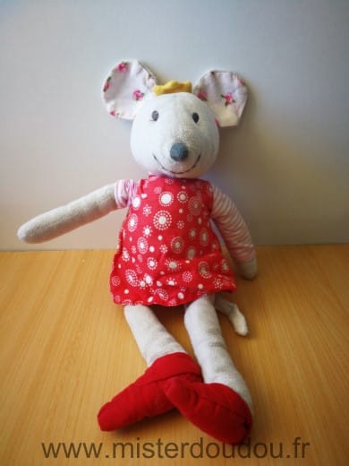 Souris Gris robe rouge Ikéa