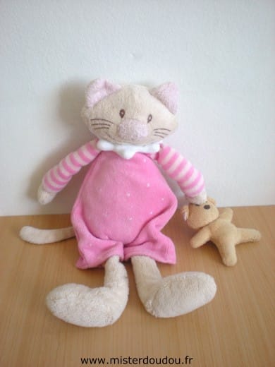 Chat Rose avec doudou ours beige Egmont toys