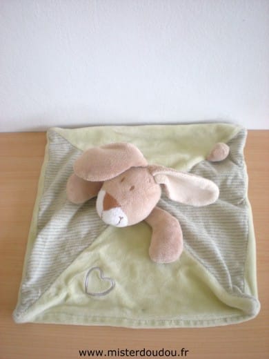 Lapin Vert avec un coeur Mots d enfants