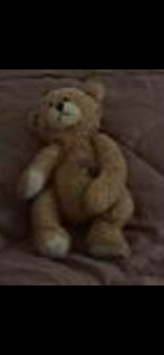 Recherche doudou ours beige – naissance 2004 – carrés violet et vert