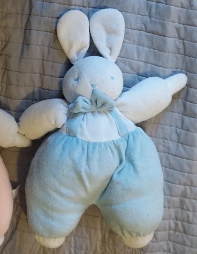 Lapin bleu Anna baby club