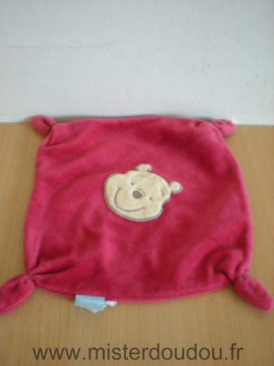 Carre Plat Rouge tete de winnie jaune Disney