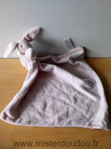 Lapin Rose mouchoir rose Early days