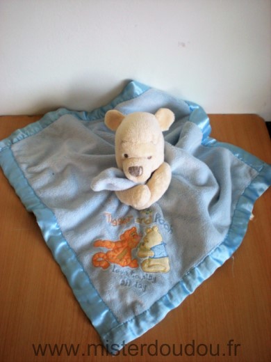 Disney Ours Winnie the pooh couverture bleue liseret satin bleu personnages winnie tigrou - Très bon état