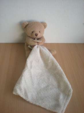 Doudou et compagnie Ours Marron mouchoir écru - Très bon état