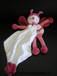 Doudou Abeille Sucre d orge Rose mouchoir blanc qui se range dans le ventre 