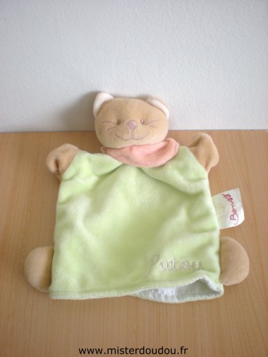 Doudou Chat Bengy Vert foulard rose 