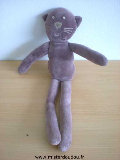 Doudou Chat Bout chou Marron Tres bon état général mais un petit défaut au niveau de la couture sur le coté.