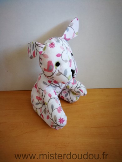 Doudou Chien Creaprim Blanc tisssus motifs fleurs roses oiseau b 