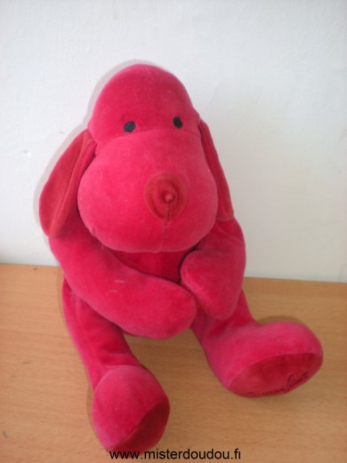 Doudou Chien Douglas Rouge 