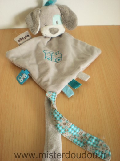 Doudou Chien Nattou Gris bleu motif train 