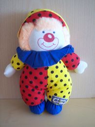 Doudou Clown Ajena Rouge jaune bleu points noirs 