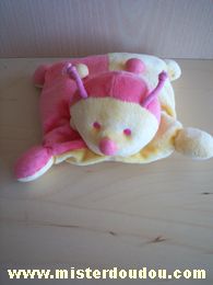 Doudou Coccinelle Tcf Rose jaune avec 4  boules sur le dos 