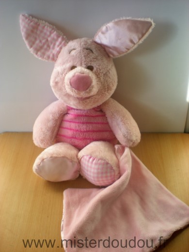 Doudou Cochon Disney Porcinet rose mouchoir rose 