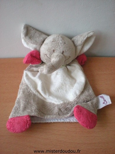 Doudou Eléphant Bengy Marron rouge ecru foulard vert 