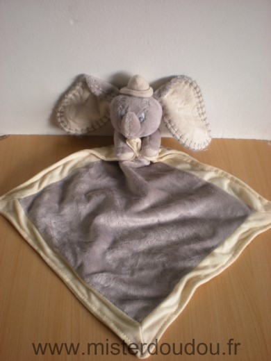 Doudou Eléphant Disney Dumbo gris mouchoir gris liseret jaune 