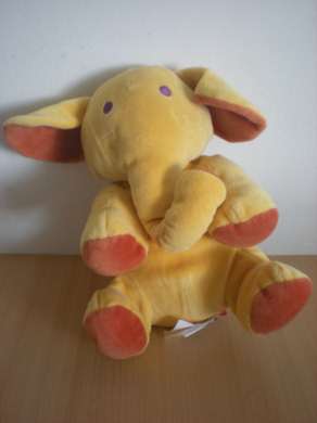 Doudou Eléphant Marese Jaune marron 