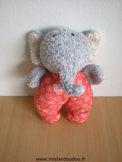 Doudou Eléphant Sigikid Rose motifs coeurs gris 