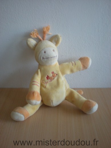 Doudou Girafe Amtoys Jaune oiseau brodé 