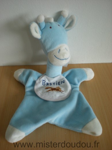 Doudou Girafe Dmc Bleu blanc Bavoir deja brode bastien