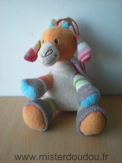 Doudou Girafe Happy horse Ecru rouge orange Oreilles et bras en tricot