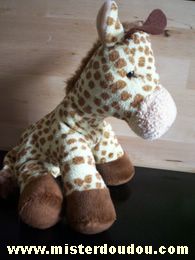 Doudou Girafe Maxita Jaune taches marrons 