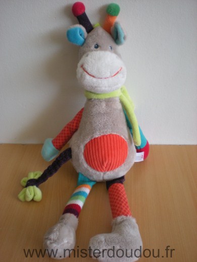 Doudou Girafe Nicotoy Zoe gris rouge echarpe mulicolore 