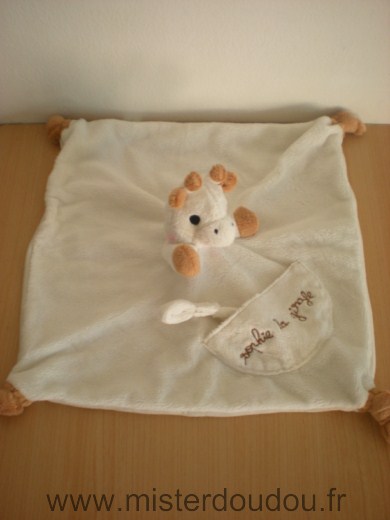 Doudou Girafe Vulli Ecru beige attache tetine 