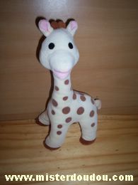 Doudou Girafe Vulli Eru taches marrons 