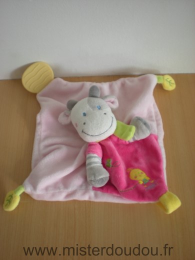 Doudou Girafe - marque non connue - Rose avec un motif petit poussin 