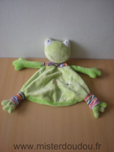 Doudou Grenouille Cp international Vert avec une libellule brodée une fleure et une nénuphare 