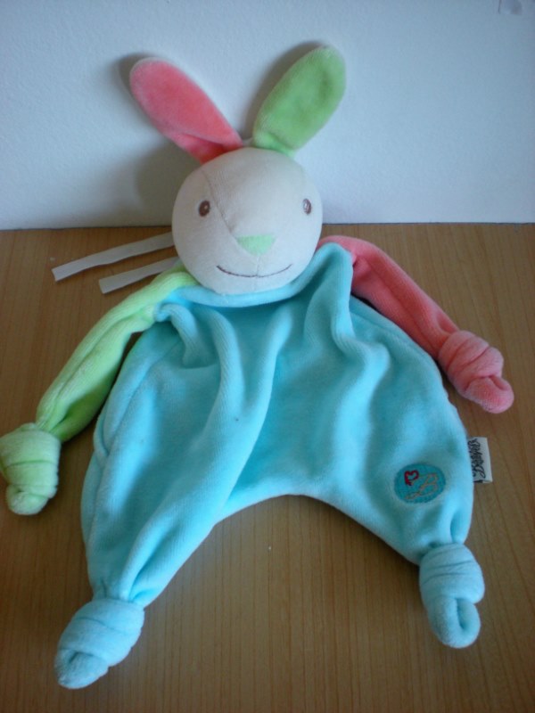 Doudou Lapin Bestever Bleu vert rose 