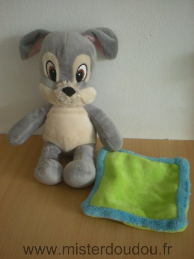 Doudou Lapin Disney Panpan gris mouchoir vert et bleu nicotoy 