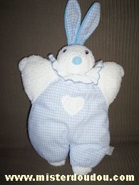 Doudou Lapin Jemini Blanc avec carreaux bleus Il a une salopette vichy bleu avec coeur blanc.
il a des oreilles vichy bleu et une collerette blanche.