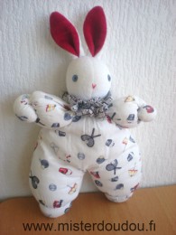 Doudou Lapin Moulin roty Blanc à motifs  sur le theme de la plage 