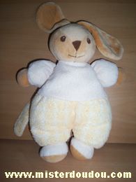 Doudou Lapin Nounours Jaune tête beige Tshirt rose pale avec ficelle dans le dos.