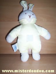 Doudou Lapin Petit bateau Tissu lisse jaune Ecrit pb
boule dans le ventre (grelot cassé?)