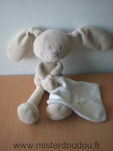 Doudou Lapin Pommette Beige mouchoir blanc 